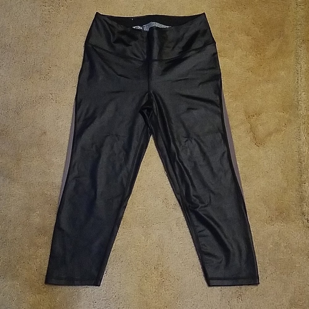 Knockout capri by Victoria Secret